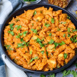 Butter chicken pasta